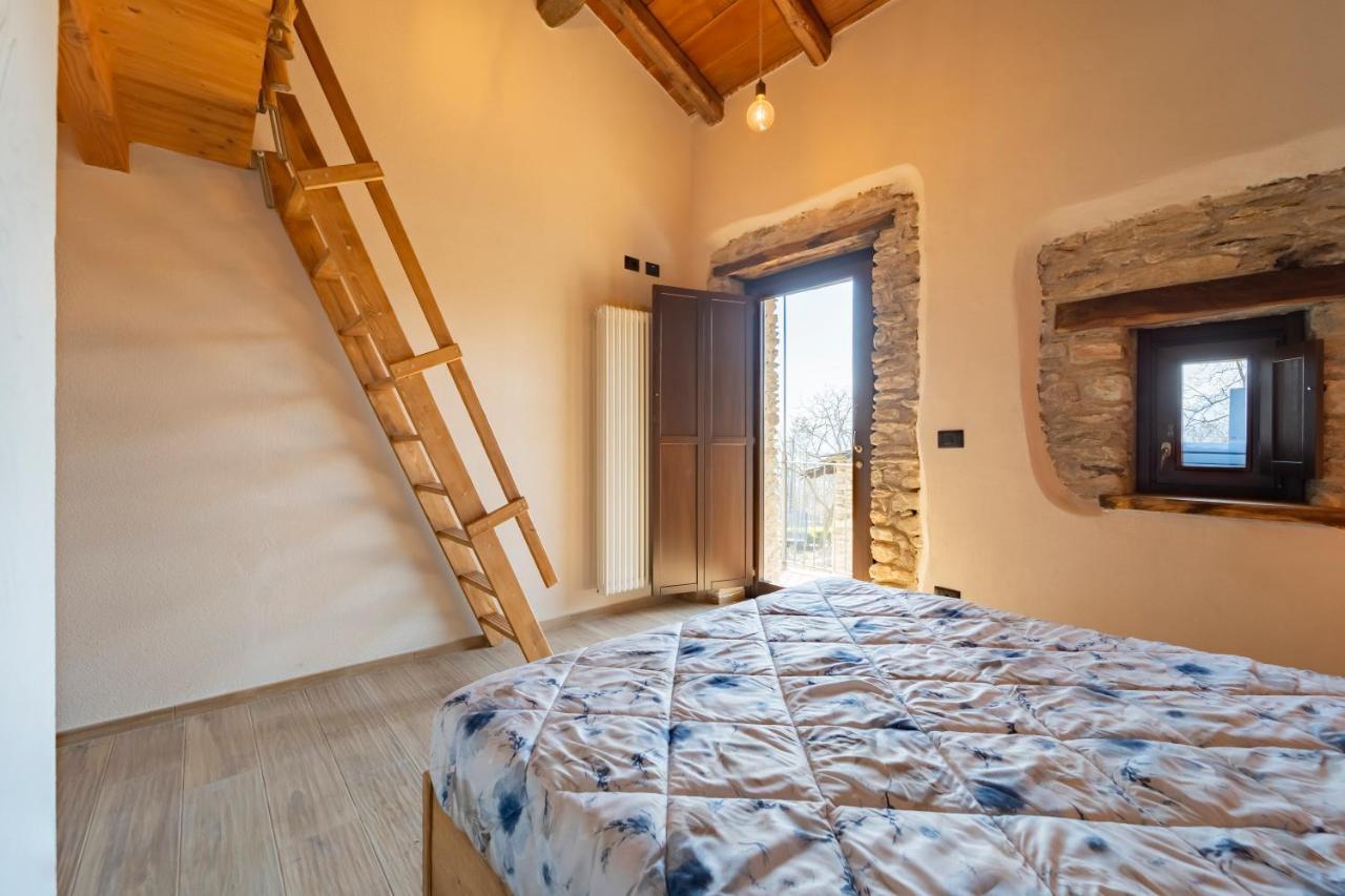 Country House Le Gaie Allegre Villar San Costanzo Exterior photo