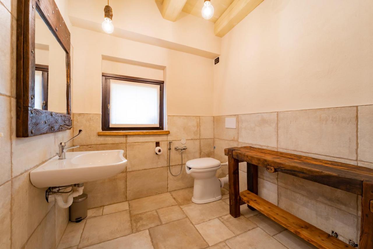 Country House Le Gaie Allegre Villar San Costanzo Exterior photo