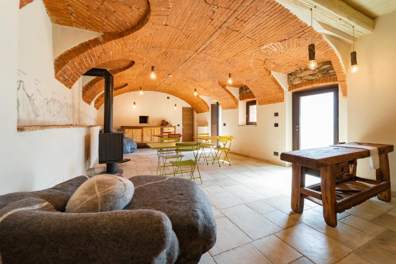 Country House Le Gaie Allegre Villar San Costanzo Exterior photo
